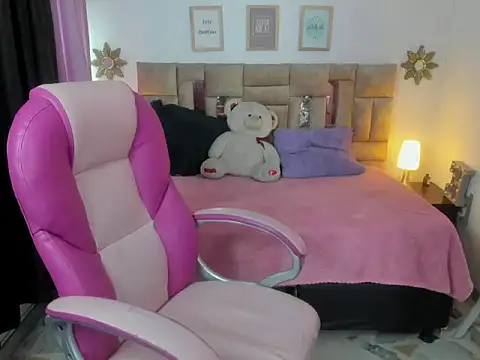 Snapshot of kataleya__18 chatting on January 2026 07:52:02 PM kataleya 18 online show from January 2026 07:52:02 PM