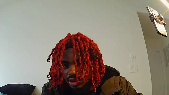 Snapshot of risktakinndolo chatting on September 2025 01:38:01 PM risktakinndolo online show from September 2025 01:38:01 PM