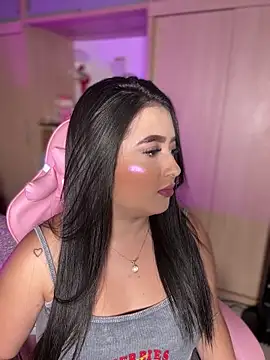 Emiily Moore1 online show from March 2026 10:58:01 PM