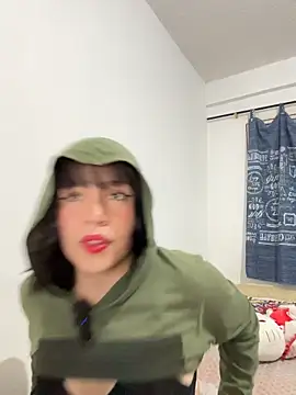 Snapshot of aliciia_23 chatting on November 2025 11:14:02 PM aliciia 23 online show from November 2025 11:14:02 PM