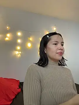 Snapshot of aliciia_23 chatting on December 2025 08:38:01 PM aliciia 23 online show from December 2025 08:38:01 PM