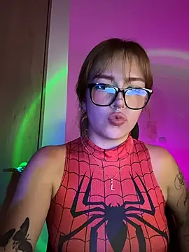 Snapshot of aliciia_23 chatting on March 2026 11:33:01 PM aliciia 23 online show from March 2026 11:33:01 PM