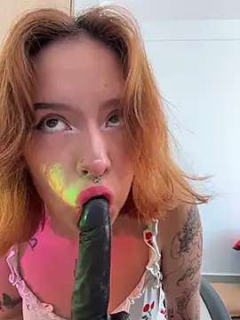 Snapshot of aliciia_23 chatting on April 2026 08:57:01 PM aliciia 23 online show from April 2026 08:57:01 PM