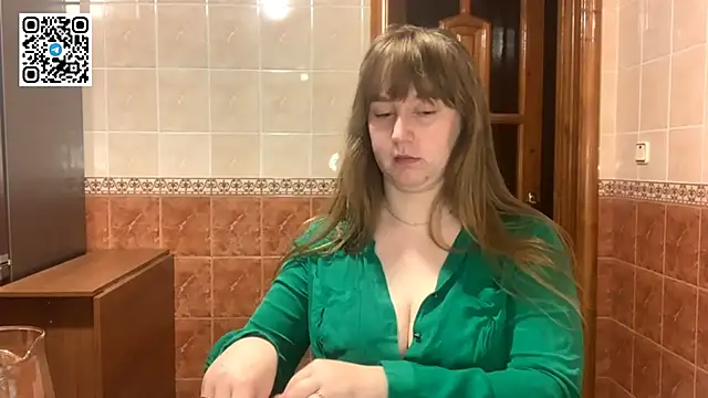 MaroonMoon  online show from October 2025 07:46:02 PM