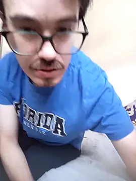 Snapshot of oscartres chatting on September 2025 09:22:02 AM oscartres online show from September 2025 09:22:02 AM