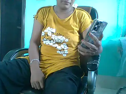 Snapshot of angel_marea chatting on October 2025 04:35:02 AM angel marea online show from October 2025 04:35:02 AM