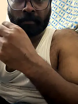 Snapshot of DJLOVE280825 chatting on November 2025 11:26:01 PM DJLOVE280825 online show from November 2025 11:26:01 PM