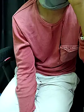 Snapshot of chocolate_alone chatting on November 2025 04:44:01 PM chocolate alone online show from November 2025 04:44:01 PM