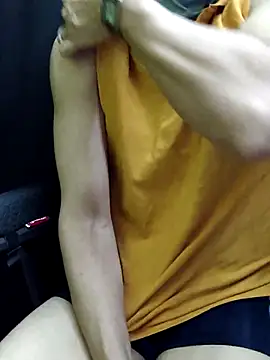 Snapshot of chocolate_alone chatting on December 2025 09:37:01 AM chocolate alone online show from December 2025 09:37:01 AM