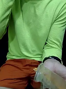 Snapshot of chocolate_alone chatting on January 2026 07:33:01 AM chocolate alone online show from January 2026 07:33:01 AM