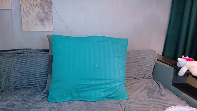 Snapshot of KikiMoor chatting on September 2025 03:07:02 AM KikiMoor online show from September 2025 03:07:02 AM