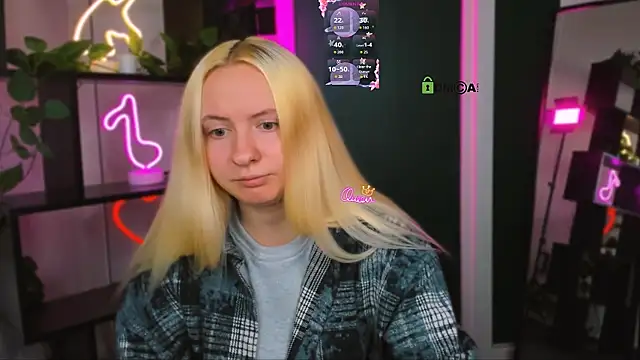 mila glow1 online show from April 2026 06:38:01 PM