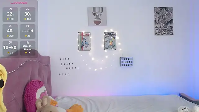 Snapshot of Laramucci chatting on November 2025 07:47:01 PM Laramucci online show from November 2025 07:47:01 PM