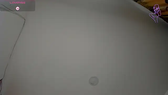 Snapshot of Ebony_danik chatting on April 2026 03:20:02 PM Ebony danik online show from April 2026 03:20:02 PM