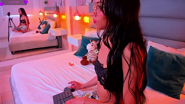 miyu lu online show from September 2025 03:28:01 PM