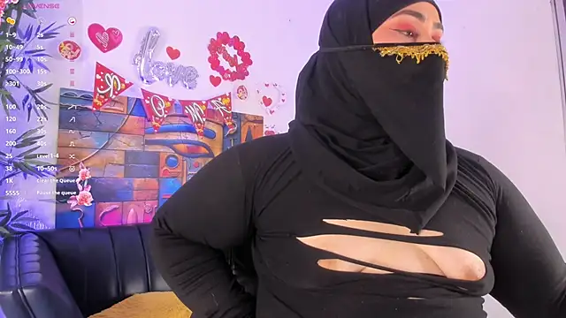 samanee konn online show from May 2026 07:23:02 PM
