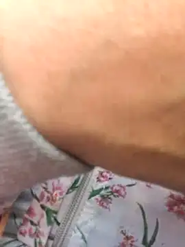 Snapshot of MAFE__29 chatting on October 2025 04:51:01 PM MAFE 29 online show from October 2025 04:51:01 PM