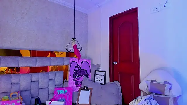 sophiievv online show from February 2026 06:48:01 PM