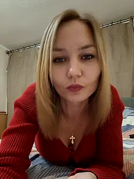 Snapshot of VeroLoverx chatting on October 2025 05:10:02 PM VeroLoverx online show from October 2025 05:10:02 PM