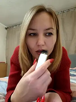 Snapshot of VeroLoverx chatting on October 2025 03:13:01 PM VeroLoverx online show from October 2025 03:13:01 PM