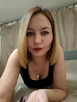 Snapshot of VeroLoverx chatting on November 2025 03:55:02 PM VeroLoverx online show from November 2025 03:55:02 PM