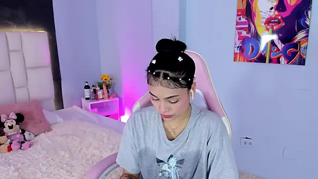 Snapshot of SammyRose_ chatting on October 2025 07:36:02 PM SammyRose online show from October 2025 07:36:02 PM