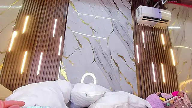 VictoriaDuart online show from December 2025 08:26:01 PM