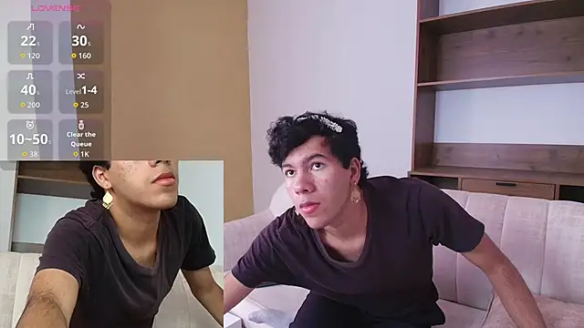 Snapshot of E_R_O_S_ chatting on September 2025 12:17:02 PM E R O S online show from September 2025 12:17:02 PM