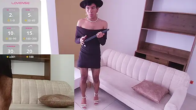 Snapshot of E_R_O_S_ chatting on September 2025 02:40:02 PM E R O S online show from September 2025 02:40:02 PM