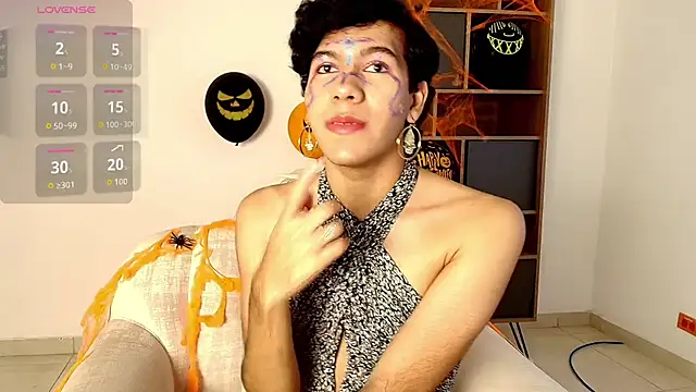 Snapshot of E_R_O_S_ chatting on October 2025 09:27:01 PM E R O S online show from October 2025 09:27:01 PM