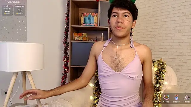 Snapshot of E_R_O_S_ chatting on November 2025 09:38:02 PM E R O S online show from November 2025 09:38:02 PM