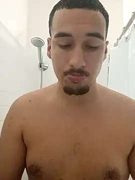 Jadriel23 online show from September 2025 05:02:02 PM