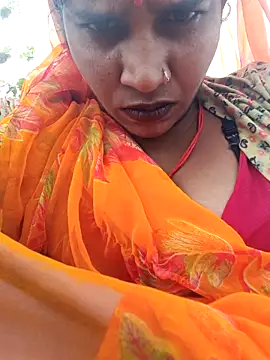 Snapshot of Hot_Seema83 chatting on October 2025 07:54:01 AM Hot Seema83 online show from October 2025 07:54:01 AM