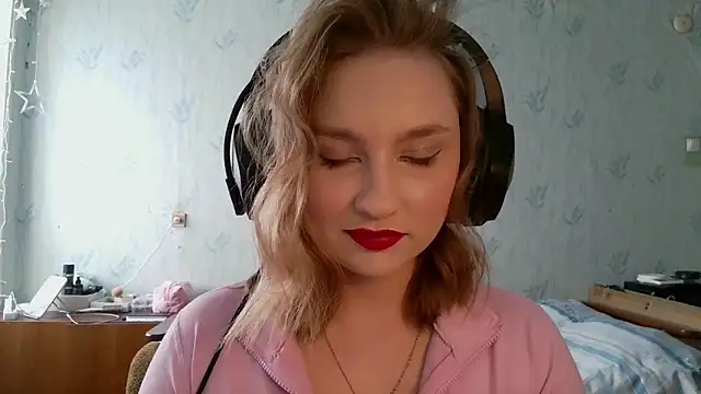 pr In cess  online show from April 2026 01:33:02 PM