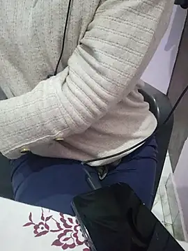 FUNS32514 online show from December 2025 01:17:01 PM