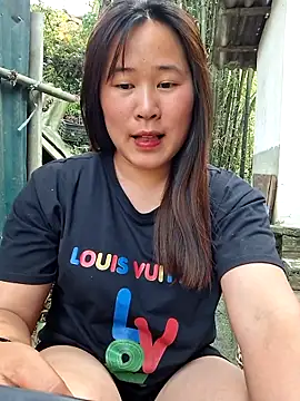 ALIENHR38 online show from April 2026 07:03:02 AM