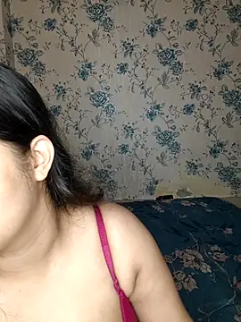Snapshot of priyaverma00 chatting on May 2026 08:17:02 PM priyaverma00 online show from May 2026 08:17:02 PM
