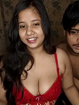 Snapshot of priyaverma00 chatting on May 2026 06:04:02 PM priyaverma00 online show from May 2026 06:04:02 PM