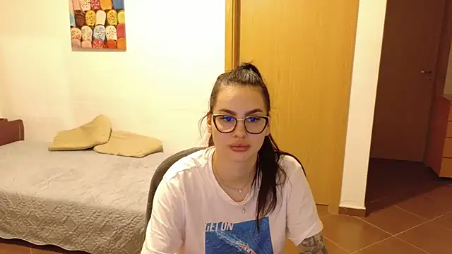 Snapshot of LexieRosse chatting on February 2026 05:11:02 PM LexieRosse online show from February 2026 05:11:02 PM