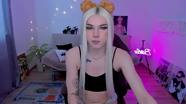 YourTrixie online show from February 2026 06:50:01 AM