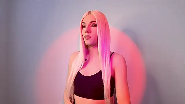 YourTrixie online show from April 2026 04:44:02 AM