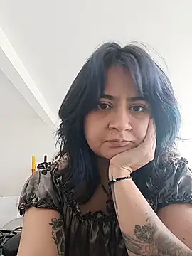 LylaVixxen online show from March 2026 06:27:02 PM