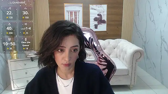 sara lopez s online show from February 2026 01:16:01 PM