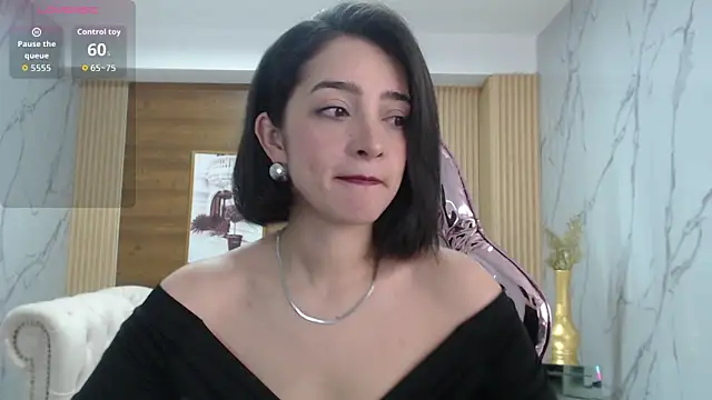 sara lopez s online show from March 2026 01:44:01 PM