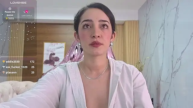 sara lopez s online show from April 2026 05:41:02 PM