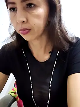 zaira spice online show from February 2026 11:52:01 PM