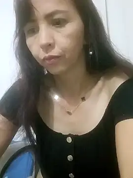 zaira spice online show from May 2026 11:01:01 PM