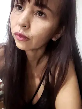 zaira spice online show from May 2026 11:10:02 PM