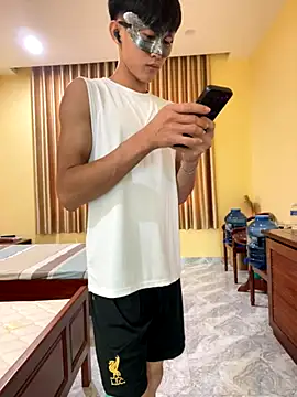 Snapshot of thienlong05 chatting on November 2025 01:33:01 AM thienlong05 online show from November 2025 01:33:01 AM