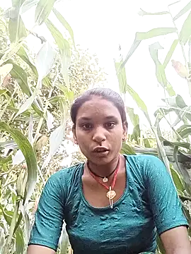 Snapshot of Idhika_Jha chatting on September 2025 12:58:02 AM Idhika Jha online show from September 2025 12:58:02 AM